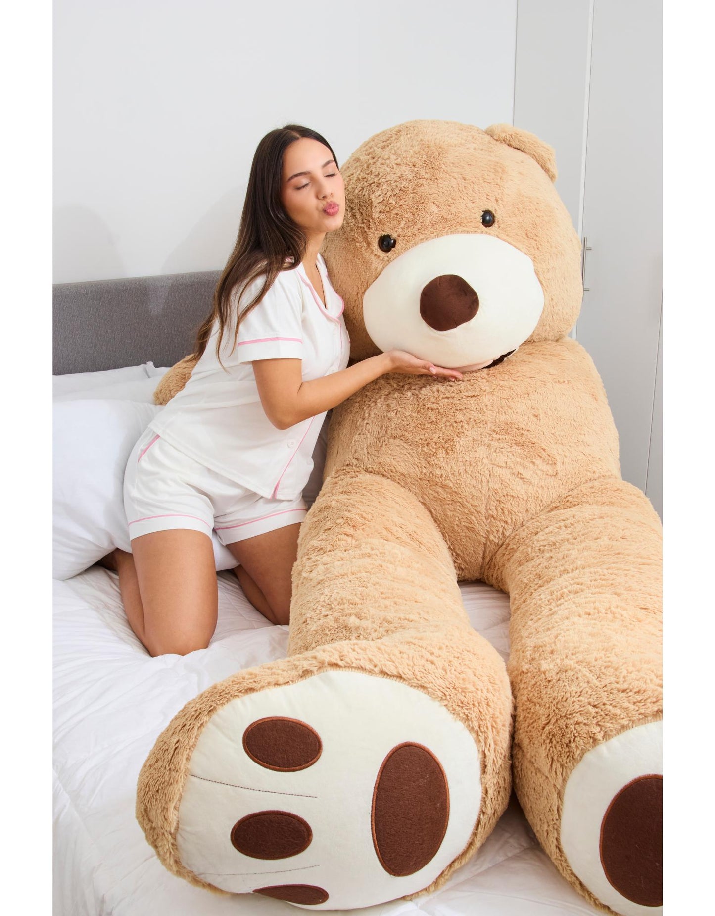 Lisa Pajama